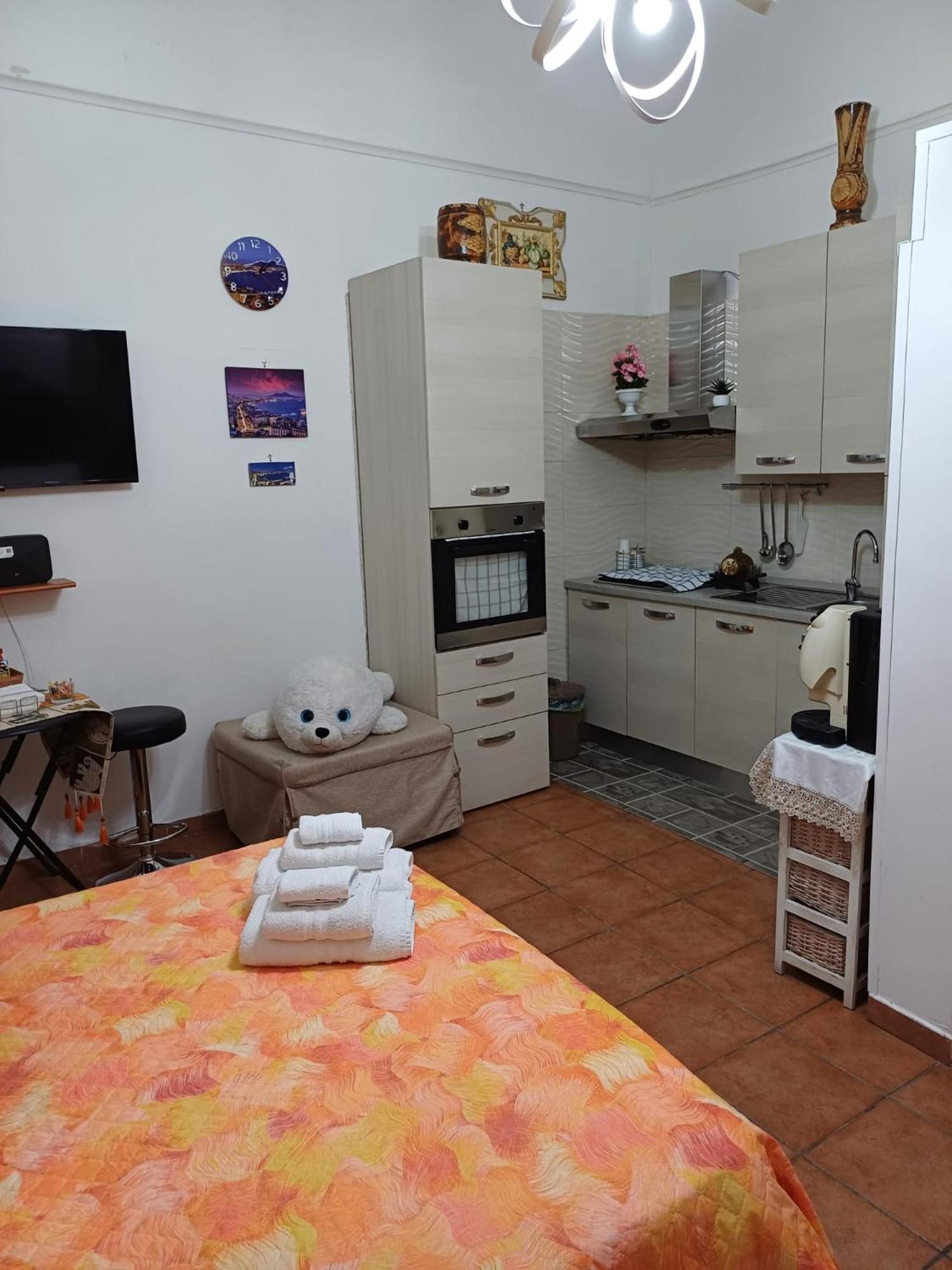 La Casetta Di Ciacione Naples Exterior photo